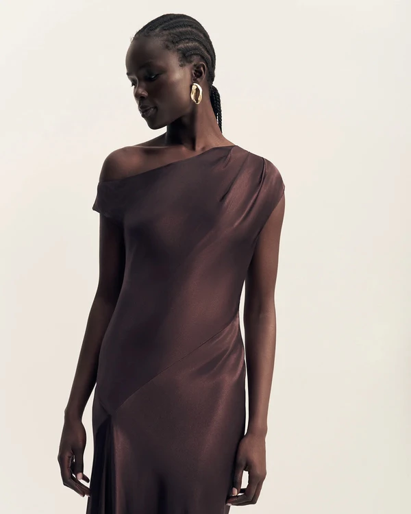 19 Best Designers for Bridesmaids Dresses