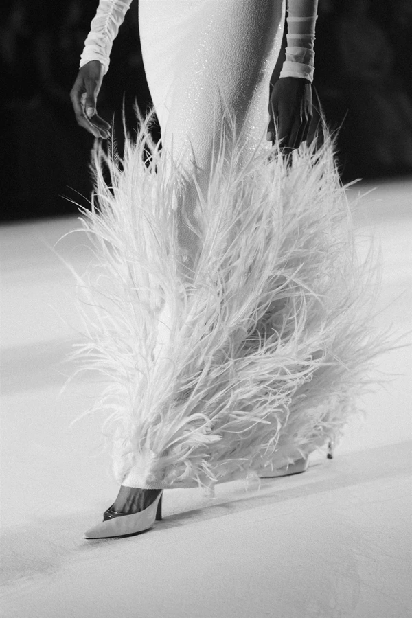<span><a href="https://www.instagram.com/stephanerolland_paris/">Stéphane Rolland</a>, Photography: <a href="https://www.instagram.com/tiposnet/">Tipos</a></span>