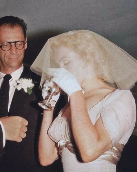 Flashback: Marilyn Monroe's Three Weddings