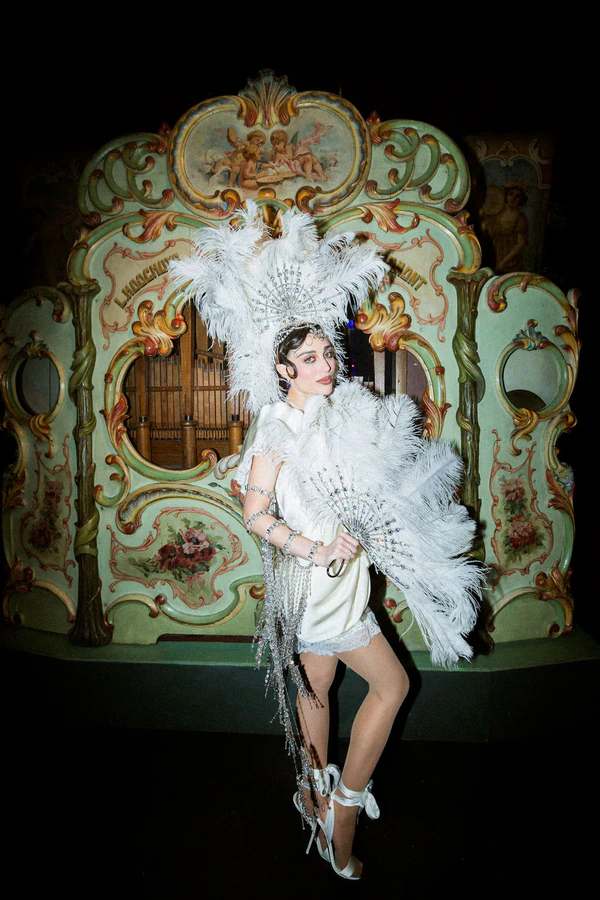 Brazilian Model & Influencer Elisa Zarzur’s Romantic Paris Wedding in Dior Couture