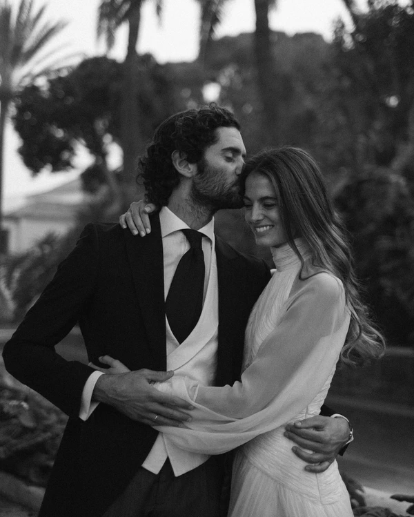 All About Intimate Weddings — photo 1