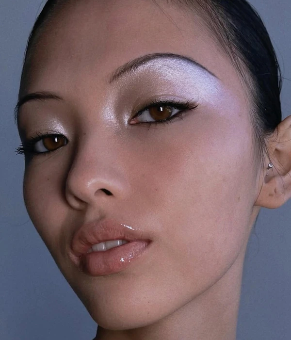 6 New Year’s Eve Makeup Looks to Try