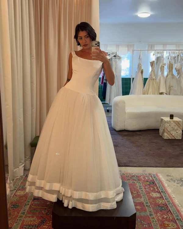 <a href="https://www.instagram.com/p/DZLW3BOk_Ea/?hl=en&img_index=1">Saturn Bridal</a>, Content: <a href="https://www.instagram.com/disapprovingfather/?hl=en">Coral Cataldo</a>