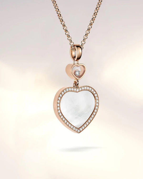 Iconic Jewelry Pieces That Will Never Go Out Of Style