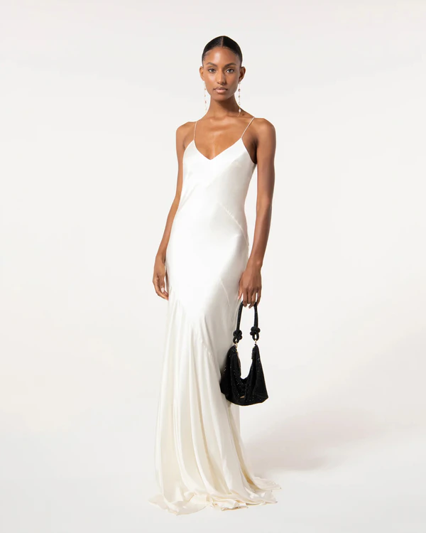 21 Maternity Dresses for Brides