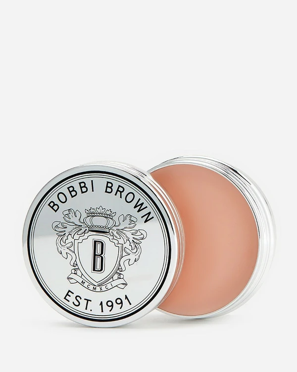 10 Beauty Products You Need on Your Honeymoon Trip