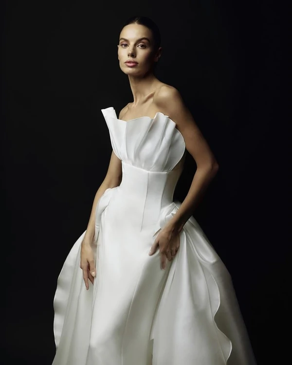 45 Strapless Wedding Dresses