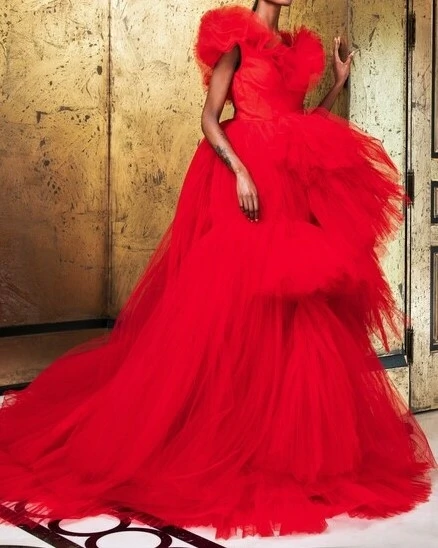 Do Colorful Wedding Dresses Have a Moment?