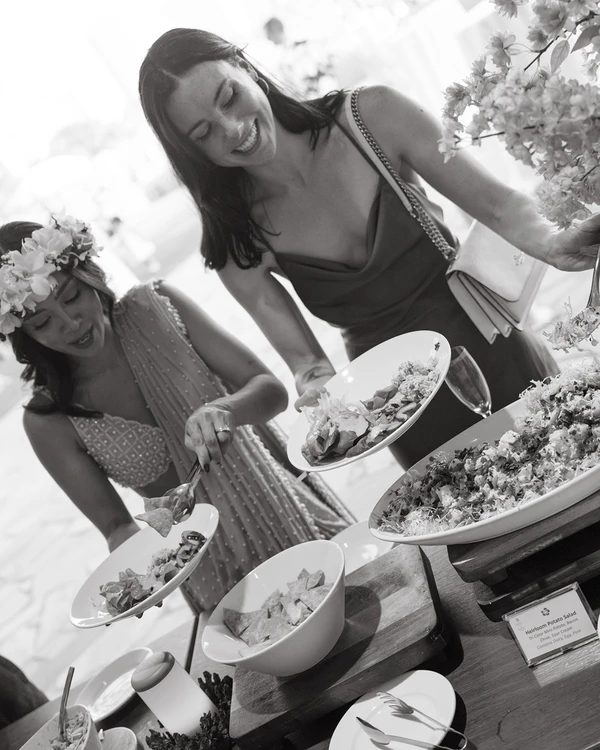 A Bold & Artfully Designed Wedding on the Lush Tropical Shores of Oahu, Hawaii