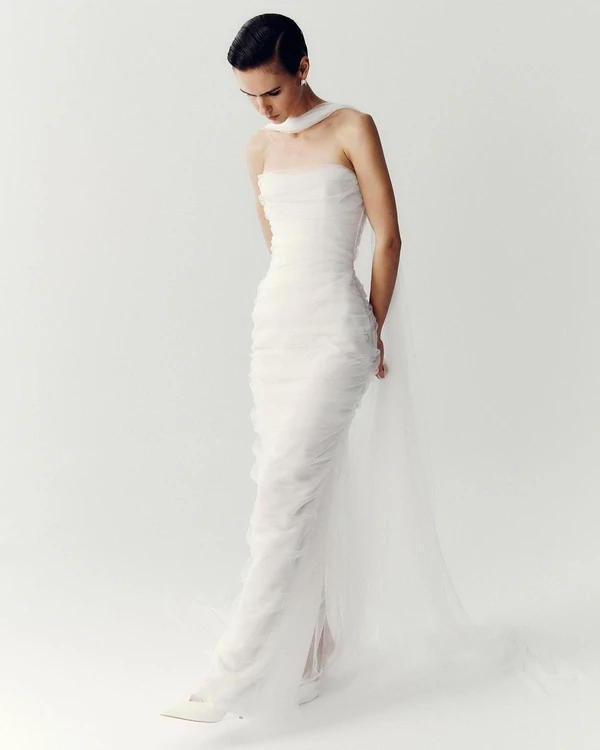 Trend: Neck Scarf Bridal