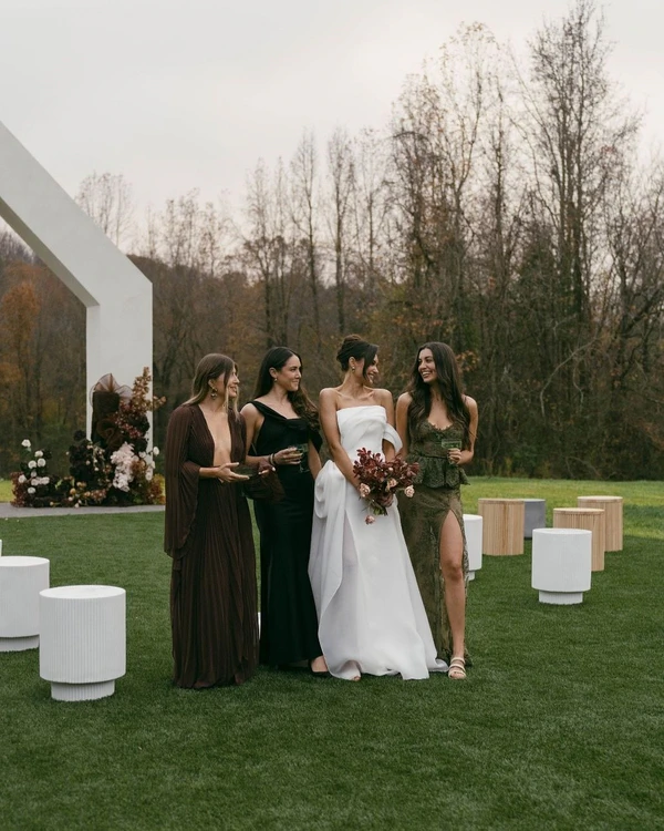 9 Months Until 'I Do'? Here's Your Ultimate Wedding Planning Checklist