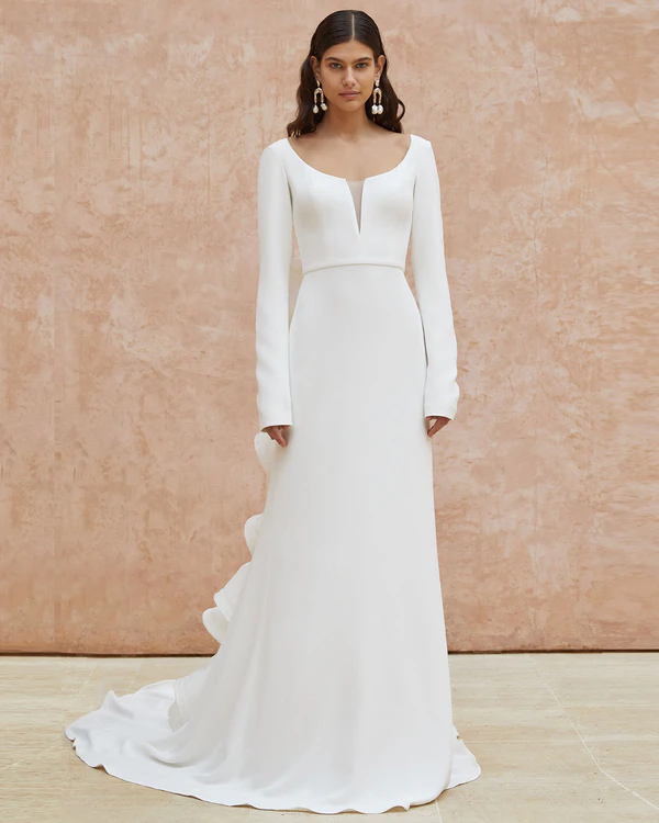 14 Stunning Dresses to Inspire Winter Brides