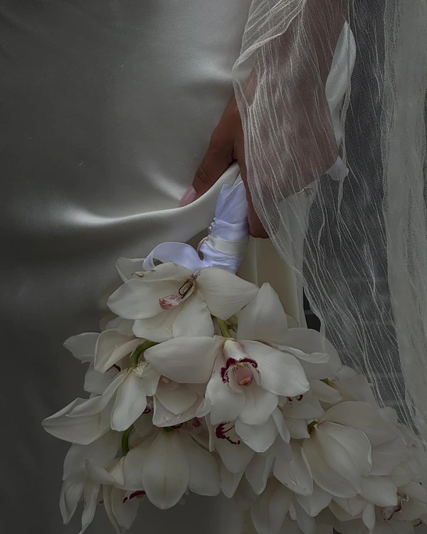 <a href="https://www.instagram.com/p/DVXsbEqkyeu/">Mrs Gibbons Flowers</a>, Content: <a href="https://www.instagram.com/modernday.romance/">Modern Day Romance</a>