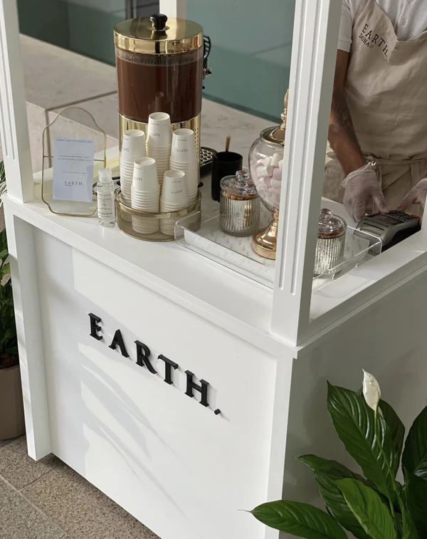 <a href="https://www.instagram.com/p/CKGPTpZg99Z/">Earth Doha</a>