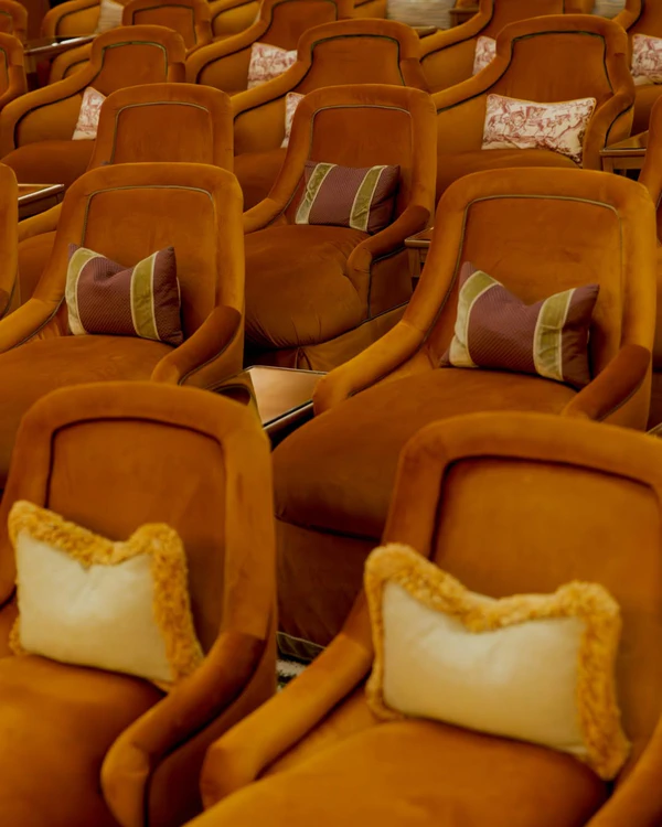 <a href="https://www.instagram.com/fouquets.newyork/p/DTyU5Fgj2BH/">Fouquet’s New York</a>