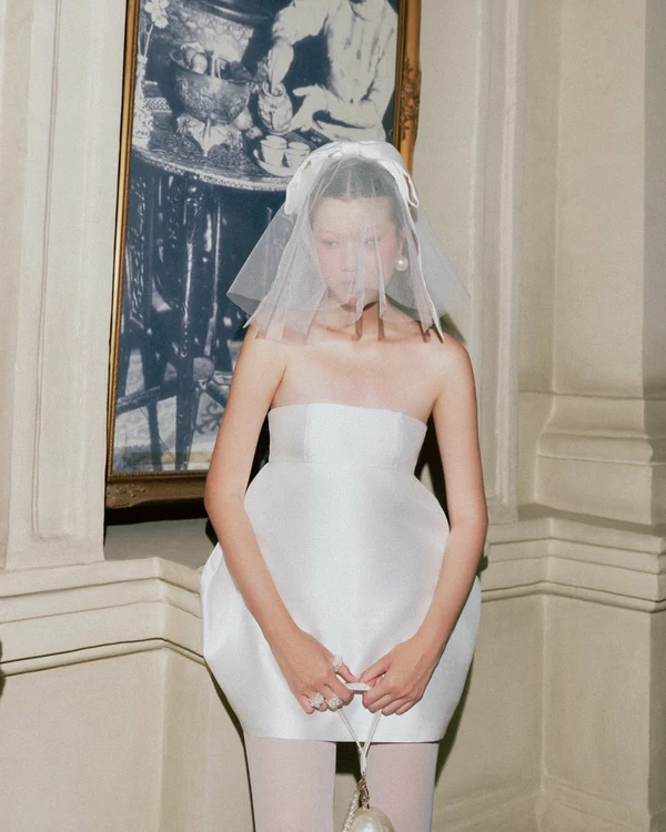 What is a Bridal Stylist and How Do They Work?