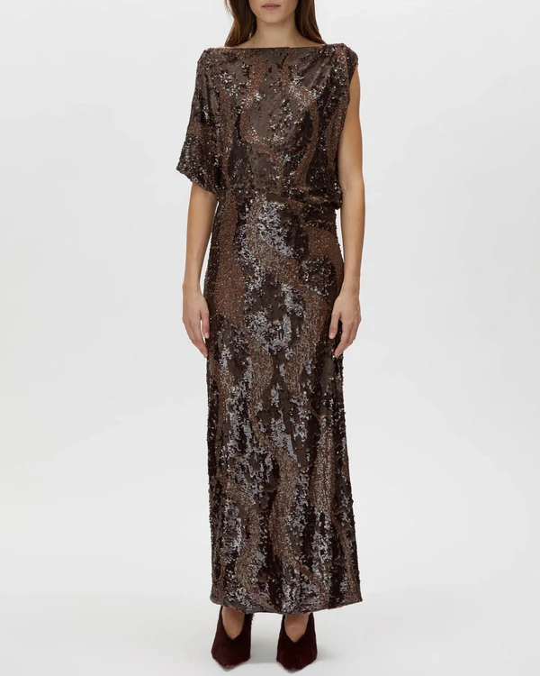 25 Stylish Dresses Perfect for a Chic Countryside Ranch Wedding