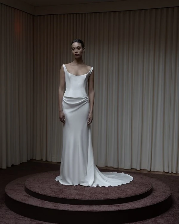18 Chic Statuesque Bridal Dresses from the Fall '26 Season