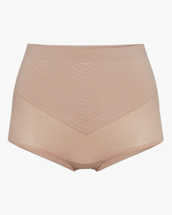12 Best Shapewear Items to Wear Under the Wedding Dress