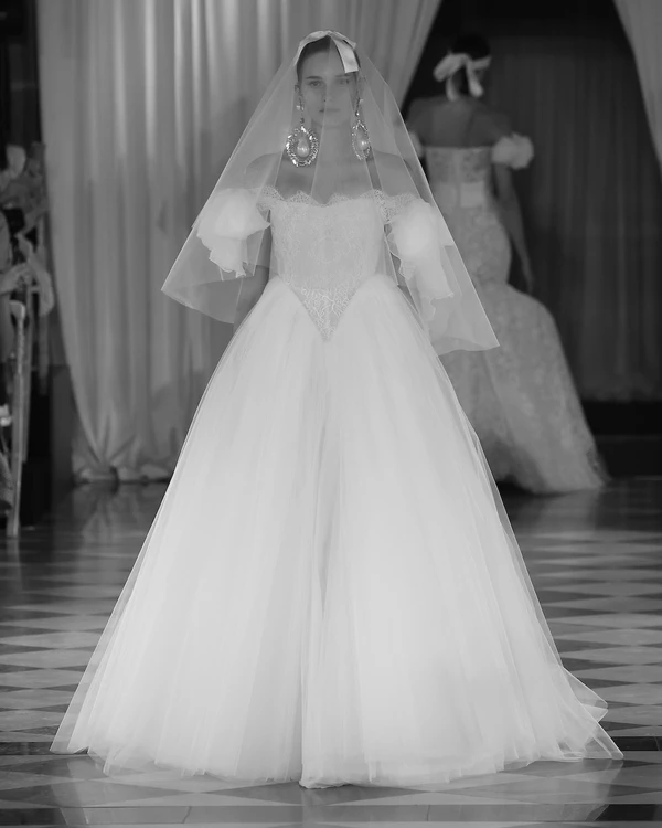 The Chicest Trends from the Spring '25 Bridal Collections