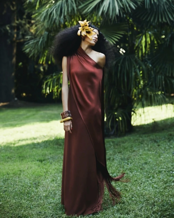12 Best Designers to Shop for Chic Mother of the Bride Looks