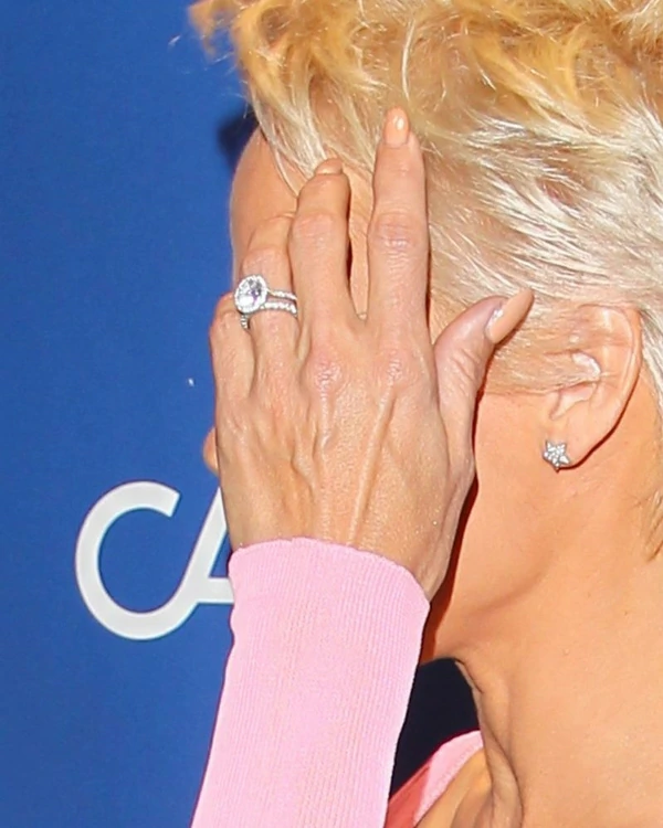 Pamela Anderson's Wedding Rings