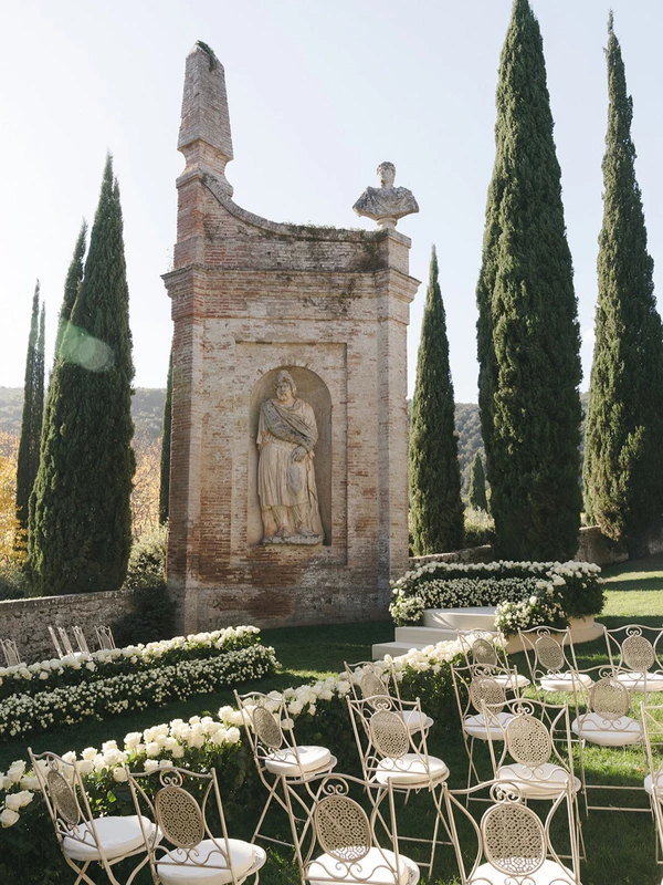 <a href="https://www.instagram.com/cetinale/?hl=en">Villa Cetinale</a>, Photography: <a href="https://www.instagram.com/jackhenryphoto/?hl=en">Jack Henry</a>