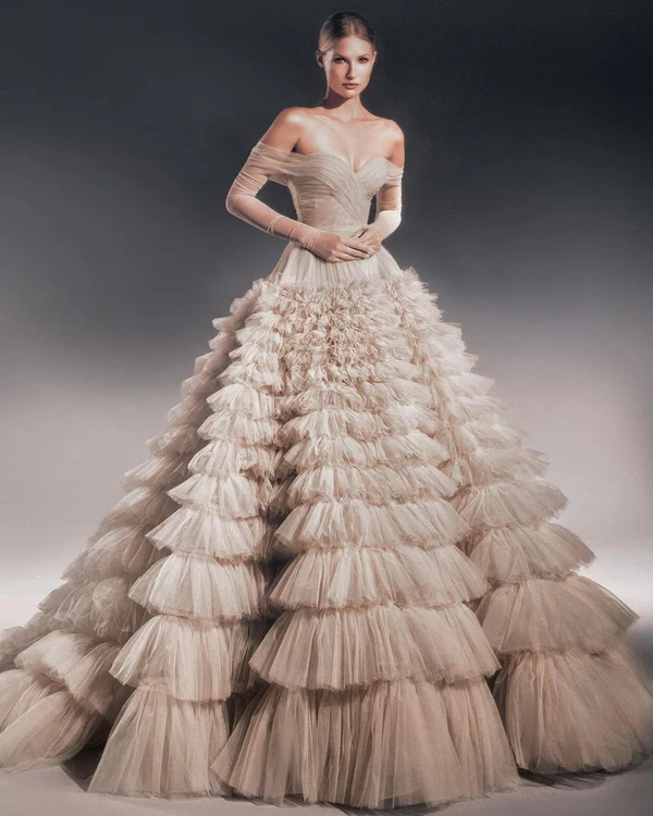Bridal Designers Celebrities Turn to For Their Weddings — photo 2