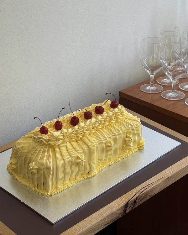 Lil Choux Choux, wedding cakes & catering in Melbourne, Australia — portfolio photo 1