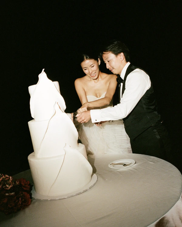 A Chic Black Tie Editorial-Inspired Wedding on Lake Garda, Italy