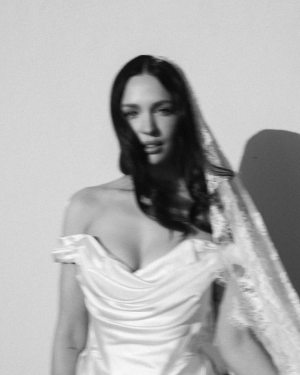 5 Hairstyles Perfect for a Veil