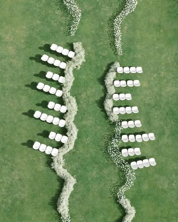 30 Fresh Ideas for Unique Aisle & Ceremony Seating — photo 1