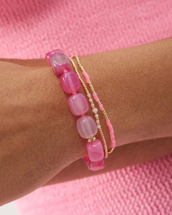 Barbie-Inspired Bachelorette Party: Attire & Accessories for a Fun Celebration