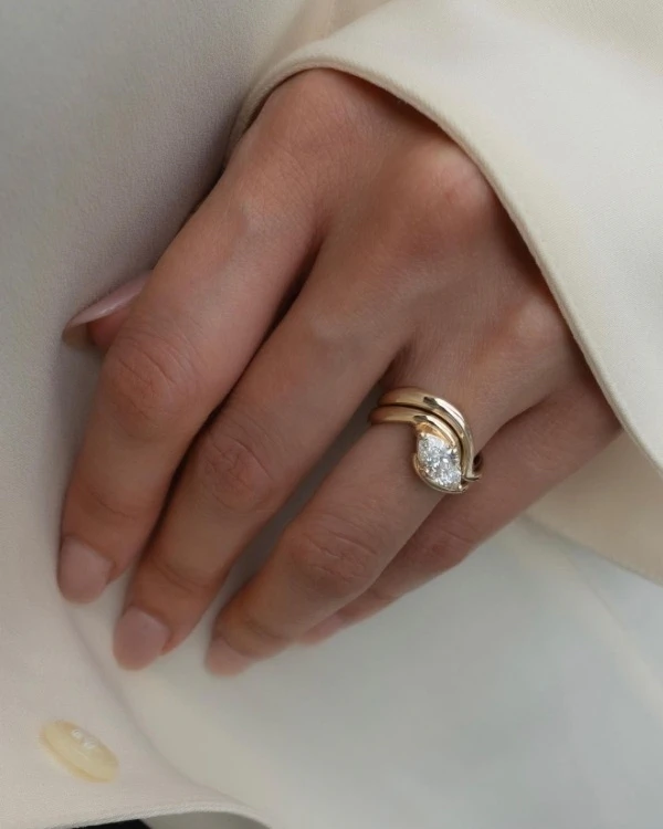 A Guide to the Chicest Engagement Ring Styles & Cuts