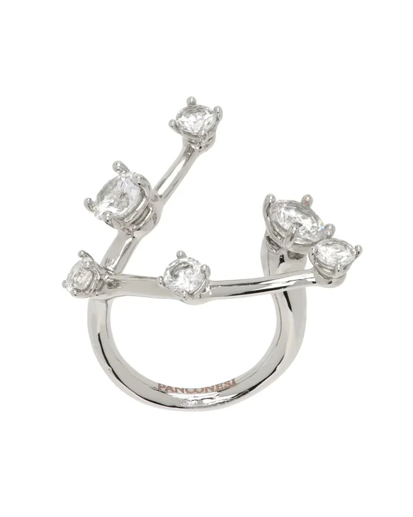 Accessory Inspiration for Your 2024 New Year's Eve Look