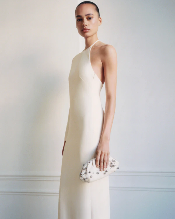 30 Chic Pouches for the Fashion Bride