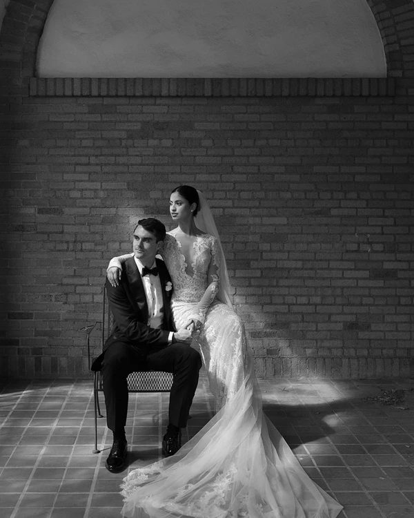 10 Photographer-Backed Wedding Portrait Pose Ideas to Save to Your Mood Board