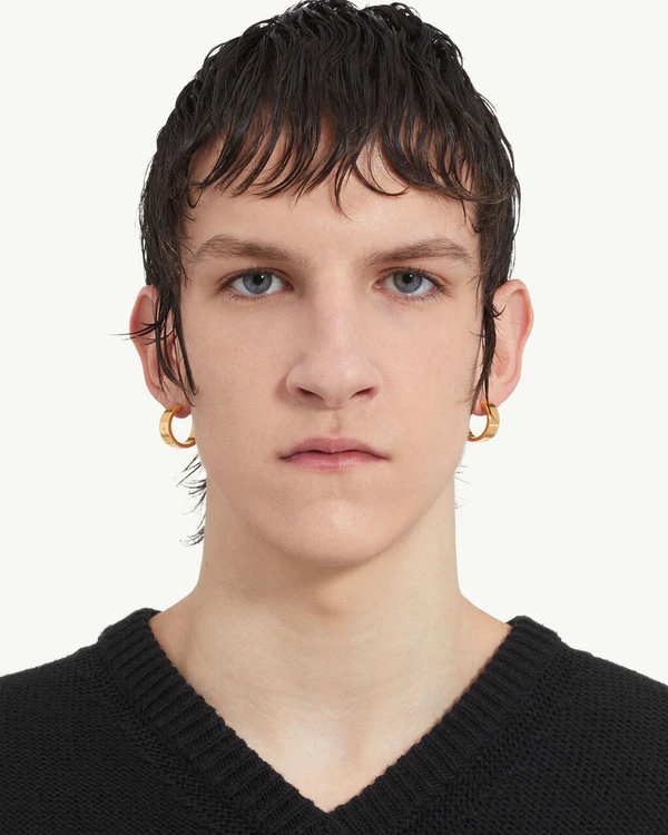 Accessories for Fashion-Forward Grooms
