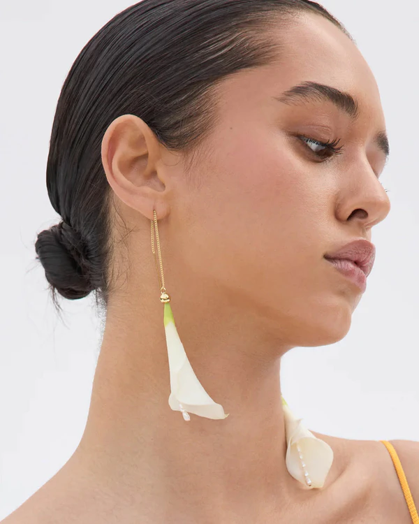 18 Elegant Flower Earrings