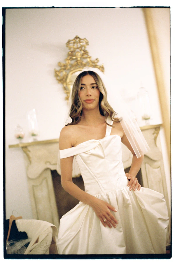 An Effortlessly Chic Garden Wedding in Mallorca with Vintage Details & Mountain Views