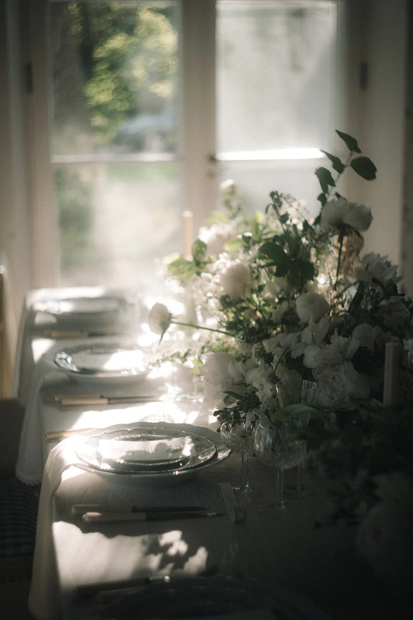 Minna Katie Captures the Essence of Spring Love — photo 17