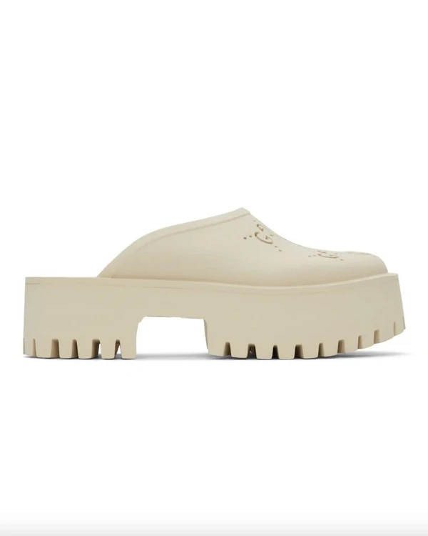 Bridal Shoes for a Beach Ceremony