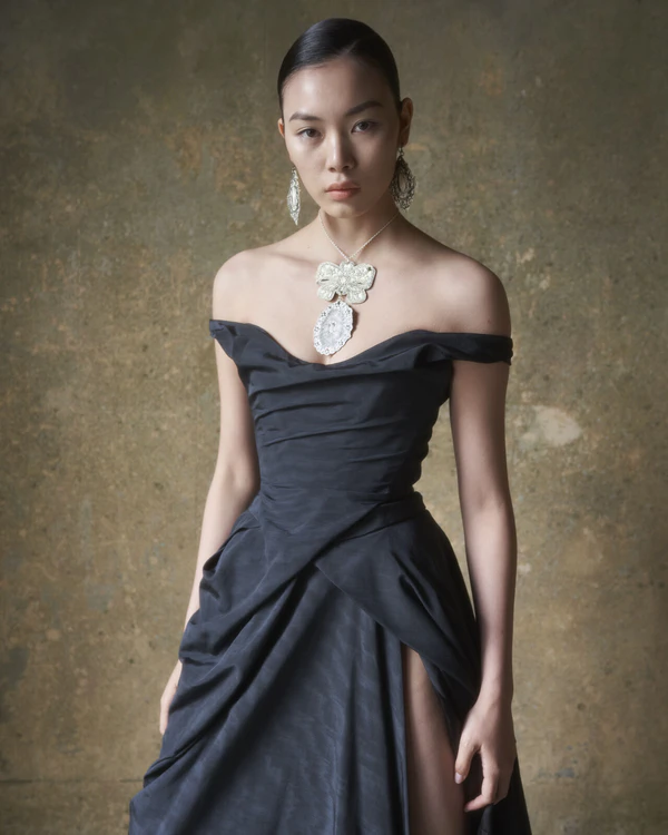 Vivienne Westwood Unveils 2025 Bridal Collections
