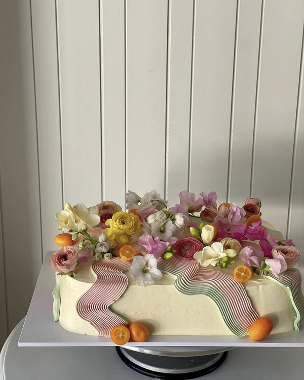 30 Cake Ideas for Your Spring Wedding