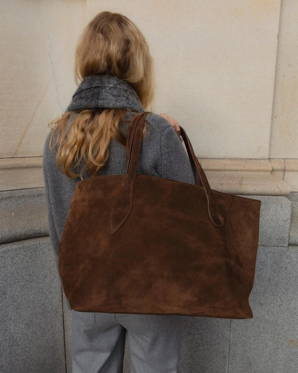 Why Suede Handbags Trend Will Live On in 2024 — photo 1