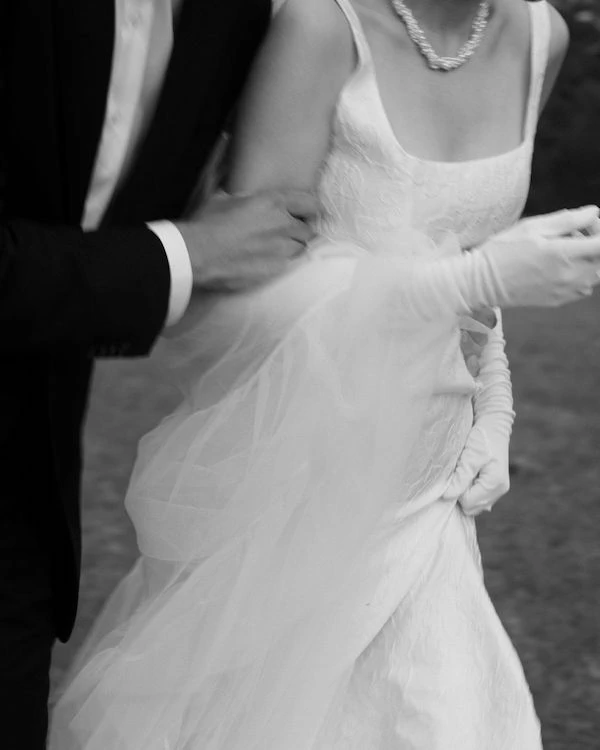 A Modern Art Gallery Wedding in Sydney