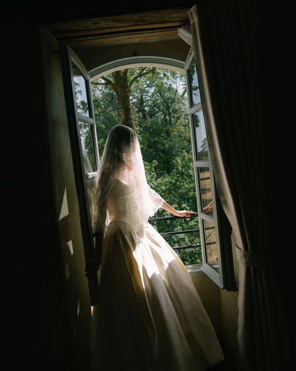 Photography: <a href="https://www.instagram.com/p/DboD4RzDor7/?img_index=10">Robert Marcillas</a>