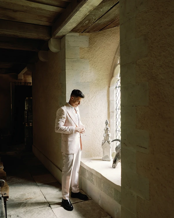 An Enchanting Manor Wedding in the English Countryside