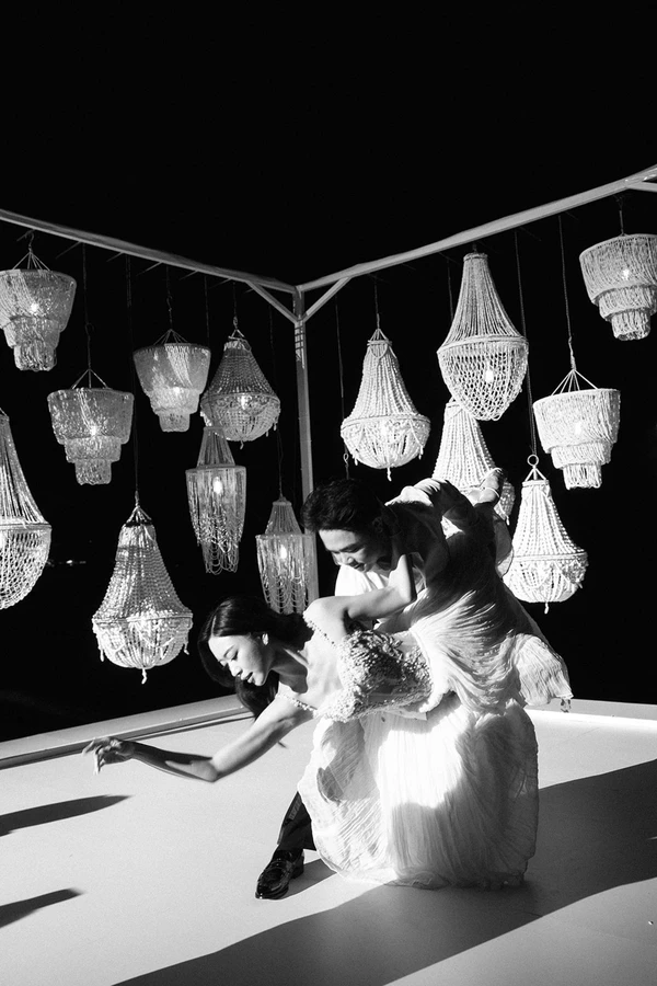 A Sculptural Floral Fantasy at This Intimate Black-Tie Wedding in Phuket