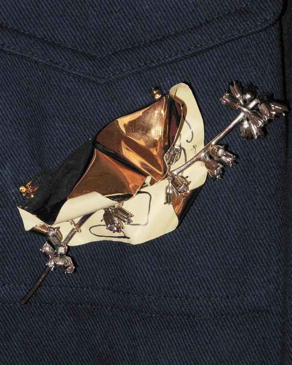 <a href="https://www.instagram.com/p/DaIsgwkDBmv/?img_index=12">Dries Van Noten</a>
